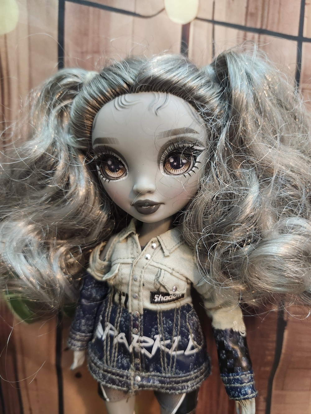 Shadow High Series 1 Nicole Steel fashion doll